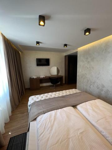 Hotel Palace San Valentino Umag Exterior photo